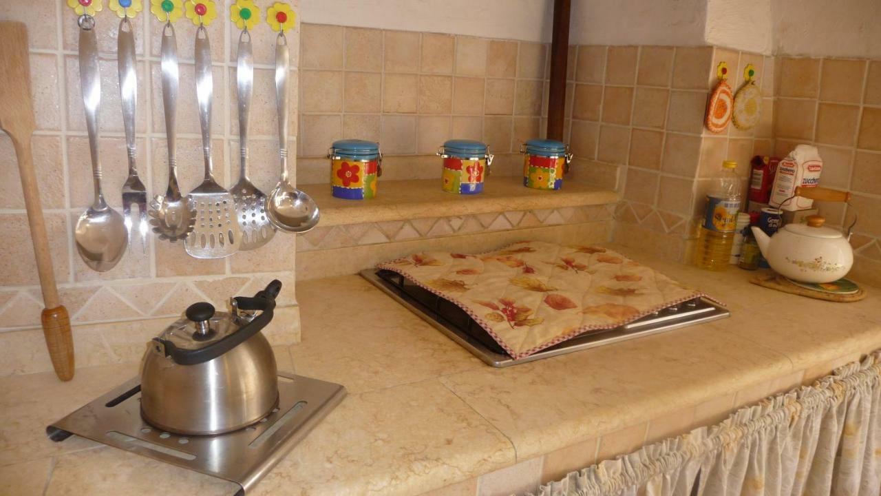 דירות סאסארי Casa Ele - Casa Indipendente Con Cucina - Bikes Friendly מראה חיצוני תמונה